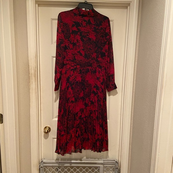 G.I.L.I Got It Love It Pleated A-Line Dress Long Sleeve Sz 6 Black & Red A384609 - Picture 2 of 15